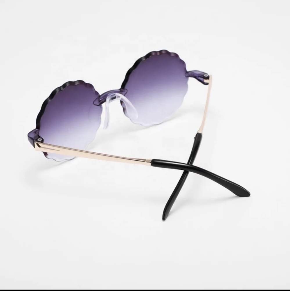 Large Purple round sunglasses